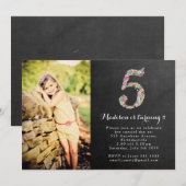 Chalkboard Girls Floral 5th Birthday Party Invite Kaart (Voorkant / Achterkant)