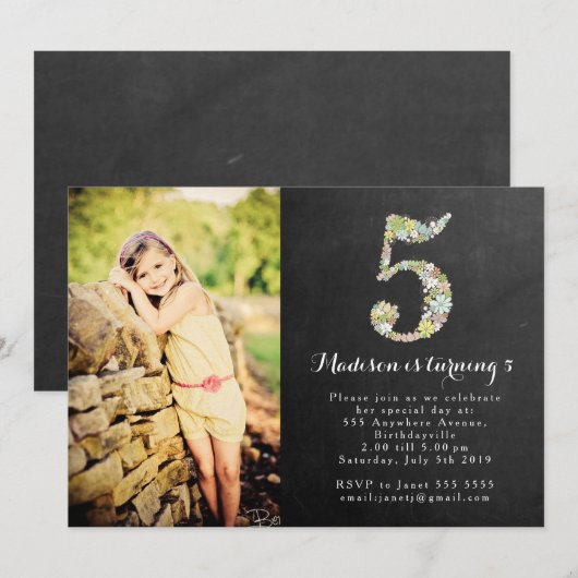 Chalkboard Girls Floral 5th Birthday Party Invite Kaart (Voorkant / Achterkant)