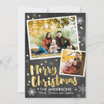 Chalkboard Gold Snow Feestdagenkaart<br><div class="desc">Onze Chalkboard Gold Snow-kerstfotokaart biedt een krijtbordachtergrond met gouden en witte sneeuwvlokaccenten rond twee fotoframes. Het gouden geborstelde script Merry kerstbericht maakt dit de perfecte kaart om familie en vrienden een heel prettige kerst te wensen!</div>