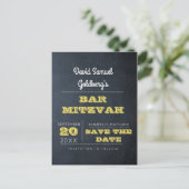 Chalkboard Golden Bar Mitzvah Sla de datum op Aankondigingskaart (Staand voorkant)