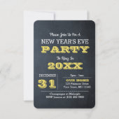 Chalkboard Golden New Years Eve Feestuitnodiging Kaart (Voorkant)