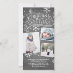 Chalkboard Greetings 3-Photo Snowflake Holiday Feestdagenkaart<br><div class="desc">Deze fotovakantiekaart is voorzien van handgeschreven en kalligrafische illustraties op een trendy achtergrond van het bord met handgetekende sneeuwvlokken.</div>