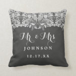 Chalkboard Kant Mr en Mrs Wedding Pillow Kussen<br><div class="desc">Meer  Kussens in de Little Bayleigh Store!</div>