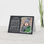 Chalkboard Lettering Holiday-fotokaart Feestdagen Kaart<br><div class="desc">Betaalbare, op maat gemaakte kerstfotokaarten met eenvoudige sjablonen voor aanpassing. Dit leuke ontwerp is te maken met een leuke, met de hand geschreven stijl typografie op een faux achtergrond op het bord met een groene gestripte washi-tape rond je foto. In de tekst staat: "Hoop dat de feestdagen je om veel...</div>