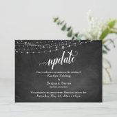 Chalkboard & Lights uitgesteld huwelijksaankondigi Kaart (Staand voorkant)