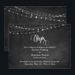 Chalkboard & Lights Uitgestelde bruiloft Humor "Oo Kaart<br><div class="desc">Deze aankondigingskaart biedt een beetje humor om lichtzinnigheid te bieden in een uitdagende situatie. Op een achtergrond met een getextureerd zwart krijtbordoppervlak, heb ik afbeeldingen geplaatst met lichte tekenreeksen gedrapeerd langs de bovenkant. Het woord "Oops" op de voorkant en "Love" op de achterkant zijn gemaakt met behulp van een modern,...</div>