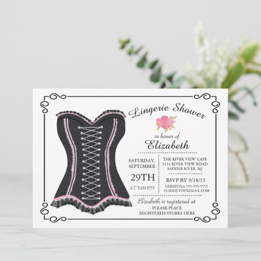 Chalkboard lingerie bruids douche uitnodiging (Staand voorkant)