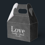 Chalkboard Love Custom Wedding Favor Boxes Bedankdoosjes<br><div class="desc">Pas deze aangepaste Chalkboard Love bruiloft-bonnen aan!</div>