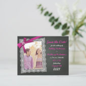 Chalkboard Magenta Bow Photo Wedding Save the Date Aankondigingskaart (Staand voorkant)