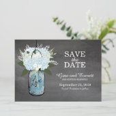 Chalkboard Mason Jar Hydrangeas | BEWAREN VAN DE D Save The Date (Staand voorkant)