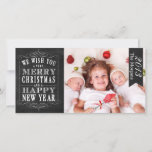 Chalkboard Merry Kerstmis, Happy New Year Card Feestdagenkaart<br><div class="desc">Chalkboard Merry Kerstmis,  Happy New Year-fotokaart: Gebruik deze schattige en schattige vakantiefootkaart om uw vrienden en familie tijdens het vakantieseizoen te sturen! Gebruik de herinnering om het product aan te passen. Als je de afbeelding wilt wijzigen,  kun je contact met me opnemen via mijn winkel.  Antiek luchters</div>