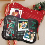 Chalkboard Mistletoe  Eerste Kerstfoto Feestdagenkaart<br><div class="desc">zwarte schoolbord mistletoes, liefde vredesvreugde kussen onze eerste kerst als meneer en mevrouw, rood en groen, gedurfde en kleurrijke moderne blokletters typografie, 2 multi foto collage vakantie huwelijksaankondiging Kaart. De achterkant heeft een volledig sneeuwpuntenpatroon, een snapshot-foto en een gepersonaliseerd vakantiebericht. De basisachtergrond kan worden gewijzigd in elke kleur van uw...</div>