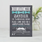 Chalkboard Mustache 1st Birthday Uitnodiging (Staand voorkant)