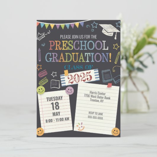 Chalkboard Note Preschool Graduation Cap aanpassen Kaart (Staand voorkant)