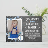 Chalkboard Onederful 1e verjaardag uitnodiging (Staand voorkant)