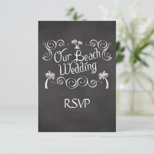 Chalkboard Onze Strand Bruiloft Matching RSVP Reag (Staand voorkant)