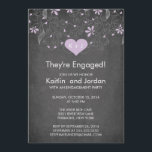 Chalkboard Paarse Heart Flower Engagement Party Kaart<br><div class="desc">Onze hedendaagse moderne bleke lila paarse Verloving Aankondigingen of Uitnodiging is een prachtige elegante manier om je dierbaren te laten weten dat je verloofd bent. Onze stijlvolle en kische verloving-uitnodiging is voorzien van een prachtig bleek paars hart met een fancy bladbloem en lavendel paarse bloemen op een trendy chalkboard achtergrond....</div>