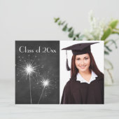 Chalkboard Photo Sparkler Afstuderen Invite Kaart (Staand voorkant)