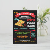 Chalkboard Pizza & Pajamas Birthday Party Kaart (Staand voorkant)