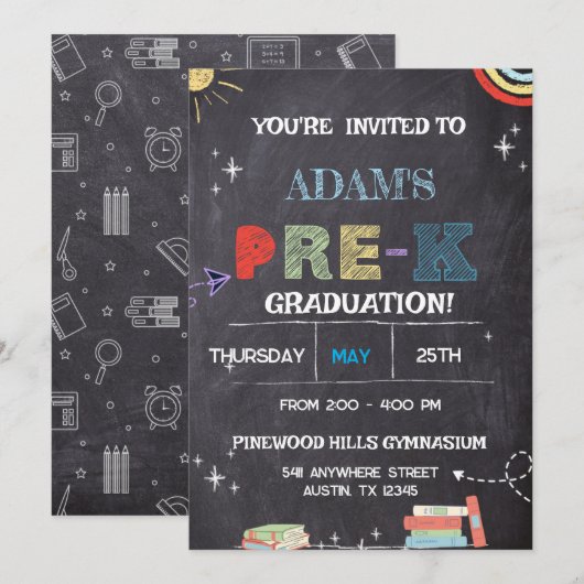Chalkboard pre-k Afstuderen Invitation Kaart (Voorkant / Achterkant)