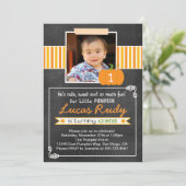 Chalkboard Pumpkin 1st Birthday Uitnodiging (Staand voorkant)