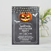 Chalkboard Pumpkin Spooktacular Halloween Party Kaart (Staand voorkant)
