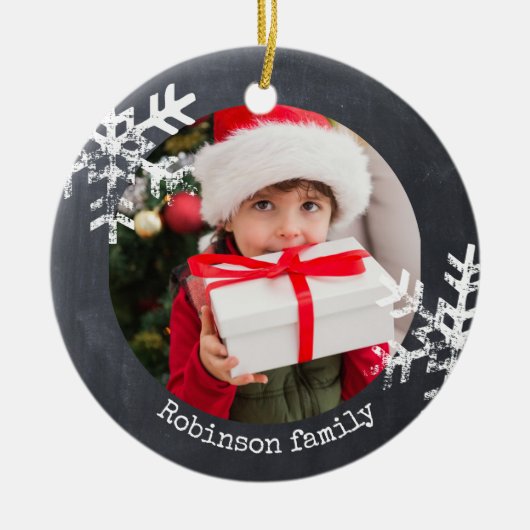 Chalkboard Rustic Circle Photo Snowflakes Keramisch Ornament (Voorkant)