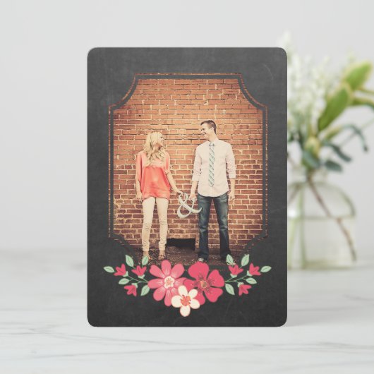 Chalkboard Rustic Floral Save the Date Typografie Kaart (Staand voorkant)