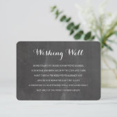 Chalkboard rustic Wishing well bruiloft insert car Informatiekaartje (Staand voorkant)