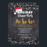Chalkboard Santa Holiday Dinner Party Uitnodiging<br><div class="desc">feestelijke kerstfeestdagen voor kerstfeestdagen - Nodig familie, vrienden, buren en medewerkers uit voor de feestelijke feestdag. Leest 'Vakantiedinnerfeest' bovenaan in witte letters met een kerstkleed op de letters. Hieronder staat "Ho Ho Ho". in faux gold foil , elegant script lettering . De gegevens voor de rest van een speciale feestdag...</div>