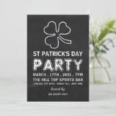Chalkboard Shamrock, St Patrick's Day Party Kaart (Staand voorkant)