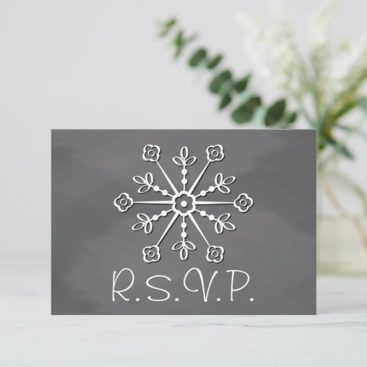 Chalkboard Snowflake Wedding RSVP-reactiekaart RSVP Kaartje (Staand voorkant)