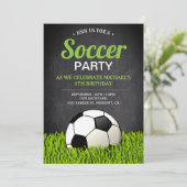 Chalkboard Sports Kinder Soccer Birthday Party Kaart (Staand voorkant)