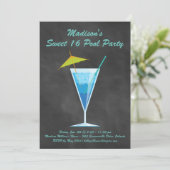 Chalkboard Sweet 16 Pool Party Invitation Kaart (Staand voorkant)