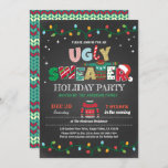 Chalkboard van de feestdag met een lelijke trui kaart<br><div class="desc">[Alle tekst kan worden bewerkt,  behalve "UGLY SWEATER"]Profiteer nu van dit stijlvolle ontwerp!
Occasie: kerstfeest,  feestdag,  huisvrederende partij,  baby shower,  verjaardagsfeest,  pensionering enz.Thema: Kerstmis,  lelijk zweten,  pajama partyStyle: modern,  chic,  vrolijk,  pretKleuren: rood,  groen,  grijs,  feestelijke kleurenGrafiek: achtergrond van het krijt,  typografie,  snaarlicht,  kerstzweet,  feukenglitter,  kerstman,  kerstmannetje vs - pet</div>