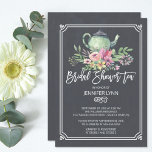 Chalkboard Vrijgezellenfeest Tea Wedding Shower In Kaart<br><div class="desc">Eenvoudige elegance bridal Shower-uitnodiging met een prachtige waterverf groene theepot met een prachtige bloemkolf op een populaire zwarte achtergrond.</div>