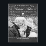 Chalkboard Warmest Wishes Holiday Briefkaart<br><div class="desc">Warmest Wishes Chalkboard Holiday Briefkaart is een snelle en gemakkelijke manier om de vakantie vrolijkheid te verspreiden met een beperkt budget. Bespaar op verzendkosten met vakantie briefkaarten! Haal uw kerstkaarten in een handomdraai uit met onze vakantie briefkaarten. Geen enveloppen om te likken!</div>