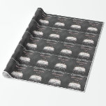Chalkboard Wedding Personalized Wrapping Paper Cadeaupapier<br><div class="desc">Pak je trouwcadeau voor de speciale bruid en bruidegom met dit gepersonaliseerde chalkboard bruiloft pakpapier. Dit is een trendy, chic design dat andere gasten en de bruid en de bruom net zo goed zal bewonderen als ze een schattige bruid zien converteerbaar, harten en hun eigen namen en trouwdatum op het...</div>
