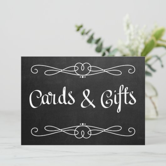 Chalkboardstijl "Kaarten en cadeaus" Weddenschap Kaart (Staand voorkant)