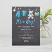 Chalkboardwas Het is een Baby shower van een jonge Kaart (Staand voorkant)