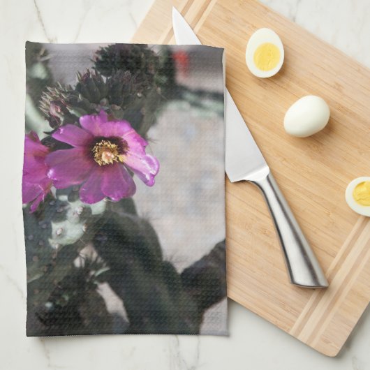 Challa Cactus in bloom Theedoek (Quarter Fold)