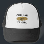 Challah at Ya Girl Trucker Pet<br><div class="desc">Kenmerken "Challah bij Ya Girl" en maken een perfect Hanukkah- of Bat mitzvah-cadeau!</div>