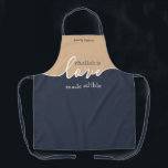 Challah is verliefd op Eetbaar NAVY & TAN Script Schort<br><div class="desc">Challah is liefde die eetbaar is gemaakt. MARINE EN TAN. Clean Modern Script design.Your Homemade Challah is een lijst-waardig kunstwerk. Teken je meesterwerk met een bloei met deze ingetogen stijlvolle ALL-OVER PRINT SCHORT.. Coördineert met onze bijpassende Challah Dough Hoesje die u hier kunt vinden: https://www.zazzle.com/collections/coordinated_apron_sets-119984004460509285 OVER ONZE CHALLAH DEEG HOESJES:...</div>