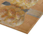 Challah op snijtafel met mes snijplank (Hoek)
