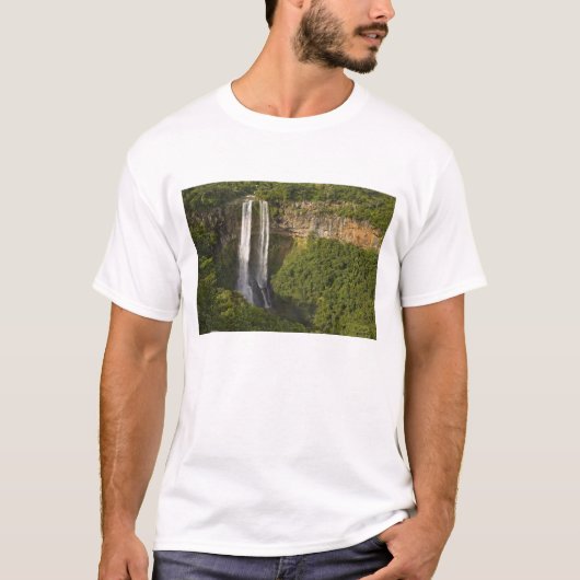 Chamarel Waterval-hoogste op Mauritius, meer dan T-shirt (Voorkant)