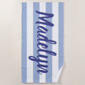 Chambray Blauw Gestreepte Script Monogram Naam Strandlaken (Voorkant)