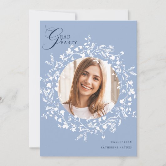 Chambray Blue White Wildflower Wreath Afstuderen Kaart (Voorkant)