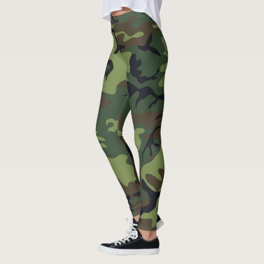 Chameleon Camo Leggings (Links)