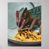 Chameleon Eating Spaghetti Poster (Voorkant)