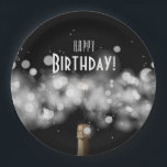 Champagne en Sparkler Elegant Birthday Paper Borde Papieren Bordje<br><div class="desc">Champagne-flesje, sparkler en wazig licht op een zwarte achtergrond, perfecte papieren borden - in 2 SIZES - voor je verjaardagsfeestje of wijzig de formulering voor een nieuw jaarfeest, verjaardagsfeest, verjaardagsfeestje, zakenfeest en nog veel meer. Alle tekst, doopvonten, kleuren, grootte kunnen worden gewijzigd, enkel klikken de knoop AANGEPAST. Zie hier uitnodigingen...</div>